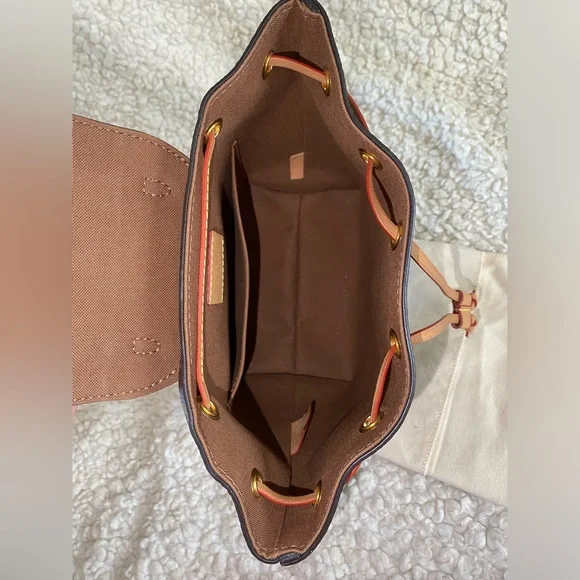 Louis Vuitton montsouris backpack BB - Picture 5 of 17